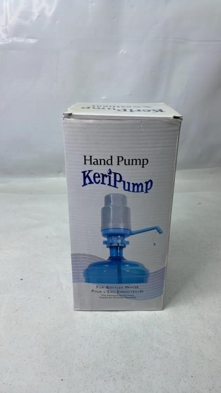 Water junk hand pump