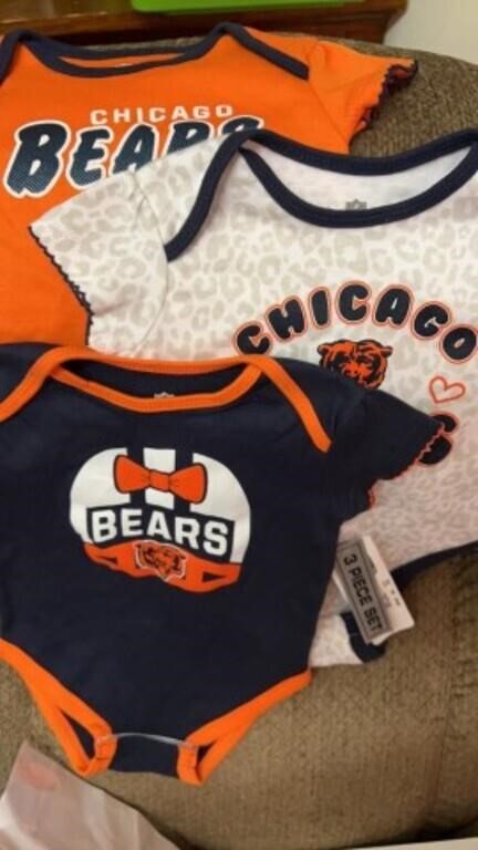 3 new onesies Chicago Bears size 18 months