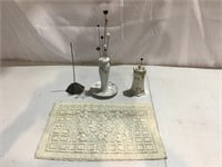 Paper receipt spike,hat pin stands w/pins, doily