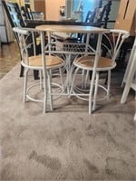 Small breakfast table and 2 chairs