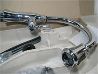Brand new Delta single~Handle pull~Down Faucet