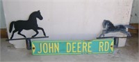 John Deere Road Sign with Horse Toppers