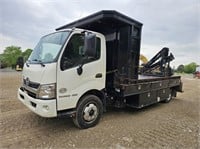 2017 Heno 195 Flatbed Crane Truck