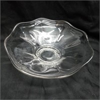 Glass bowl scalloped edges footed