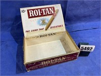El Roi-Tan Cigar Box, 9"W X 5.5"D X 2.5"T