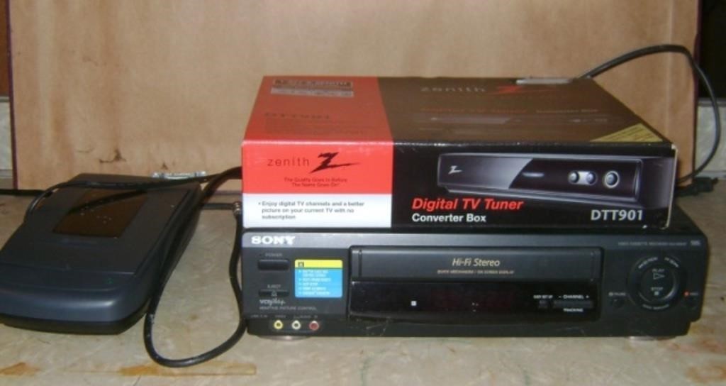 TV Tuner and VCR Player