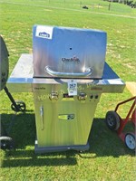 Charbroil Gas Grill (New)