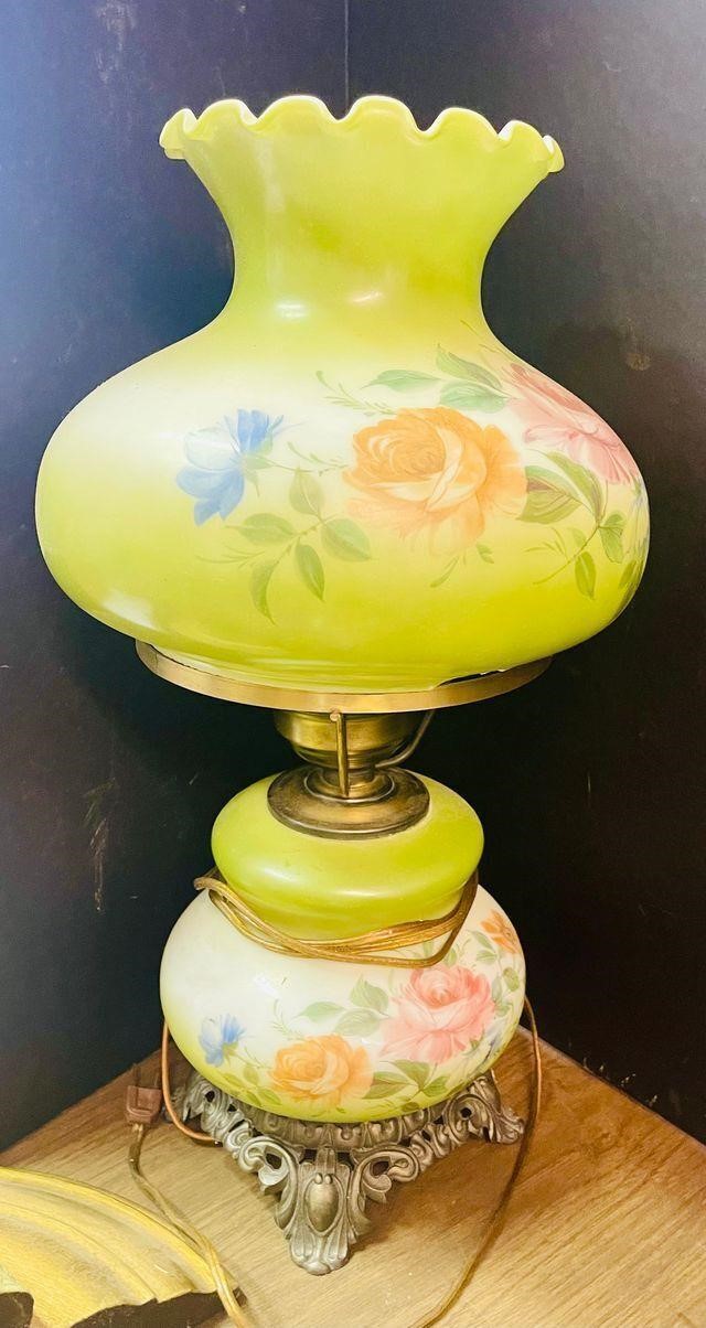 Vintage Gone with The wind Hurricane Lamp