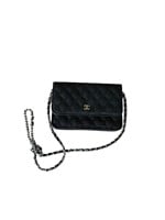Chanel crossbody chain link purse