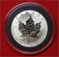 2001 Canada $5 Maple Leaf 1 Ounce Silver