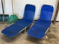 Nice Pair of Modern Foldup Lounge Chairs Sun