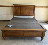 Queen Size Sleigh Bed Complete with Drawers and