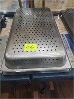 WINCO SS PERFORATED PANS 13" X 21" X 3"