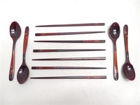 Wood spoons and chopsticks flowers