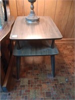 Pair of matching MCM end tables. Lamps and