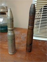 2 20mm shells. 1 is real, not armed the other is
