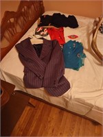 Group of men's vtg clothing. Includes polyester