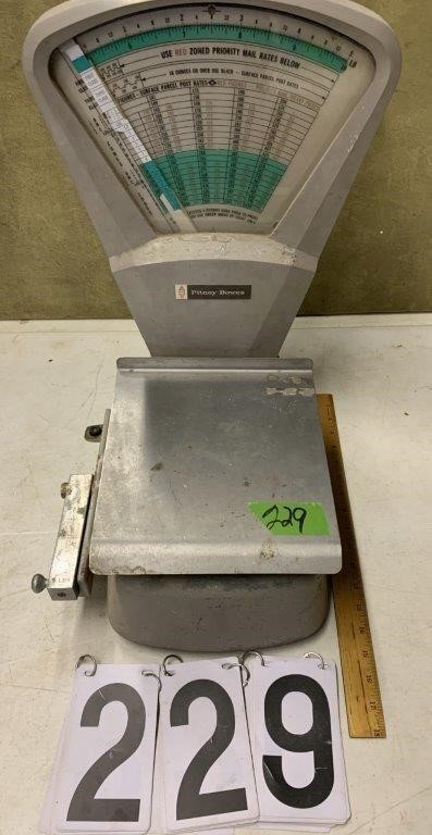 Pitney Bowes mail scale