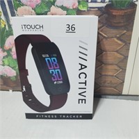 I touch fitness tracker watch /Powers on