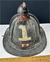 #1 Leather Fireman’s hat Eagle has some