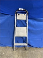 Metal folding step stool
