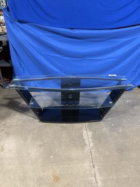 Glass shelved entertainment stand 60x20