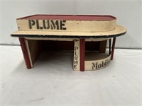 Early Plume Mobiloil wooden service station