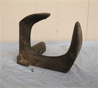 Cast shoe anvil