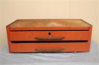 Two drawer metal tool box, 26.5 X 12.5 X 9"H