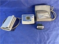 Omron Blood Pressure Monitor w/2 Sizes/Cuffs