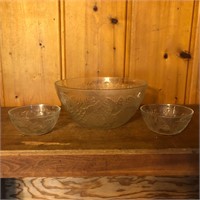 Large Glass Serving Bowl with 2 Small Bowls