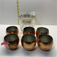 6 COPPER CUPS AND GOLD TRIM GLASS ICE BUCKET