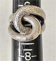 Large sterling silver ring w/interlocking loops