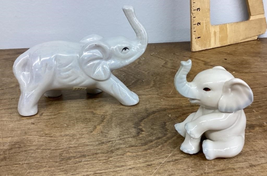 2 Ceramic luster elephant figures
