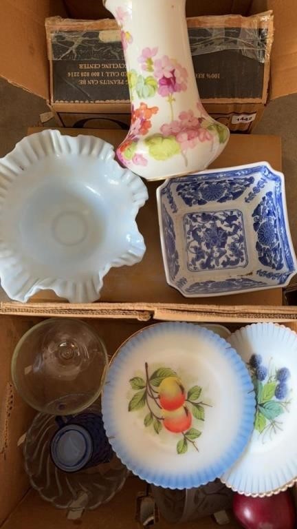 Nippon vase/ bowls/ box lot