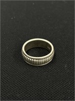 Size 13 Sterling silver ring 10.4f