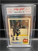 1990 Wayne Gretzky Hockey Card Graded 10