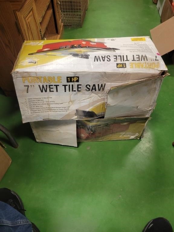 Portable 7" Wet Tile Saw 1 HP