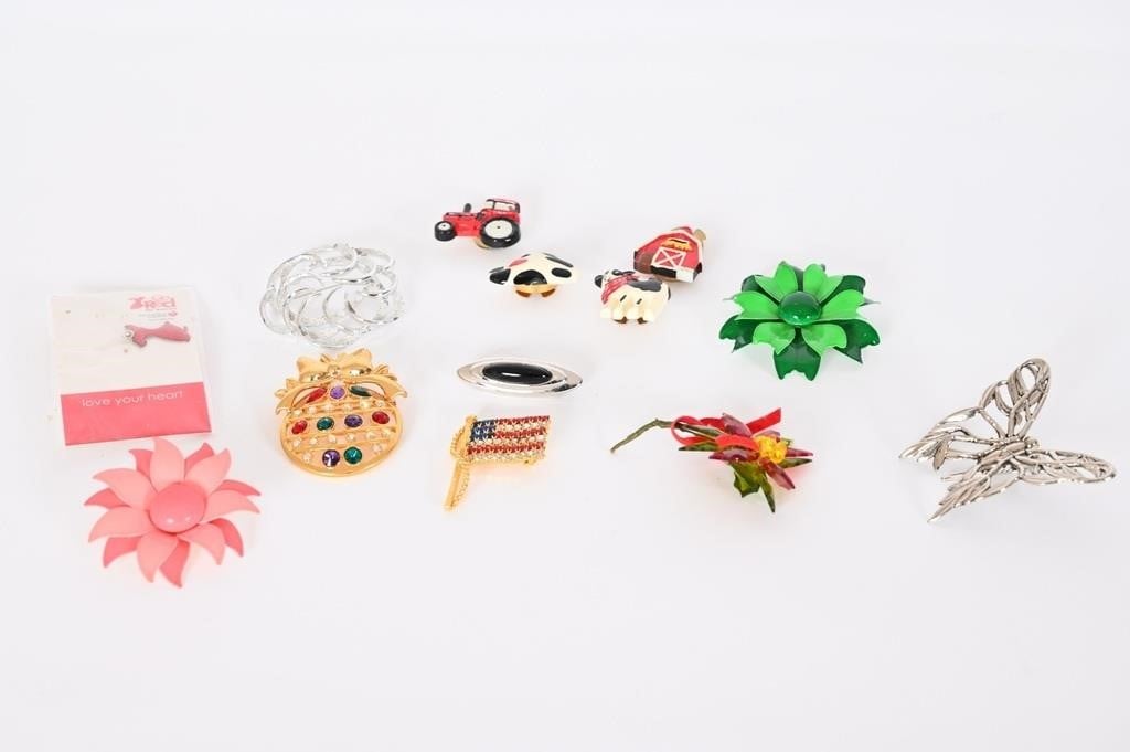 Vintage Brooches, Farm Button Covers