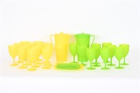 Plastic Pitchers & Drinkware