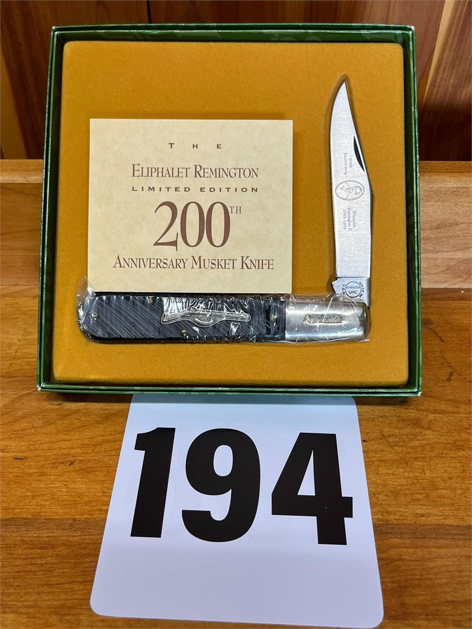 Remington 200th Anniversary Knife