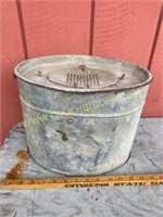 Antique Oval Minnow Bucket