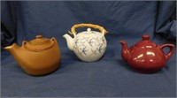 3 teapots: The Pigeon Forge Tennessee Pottery &