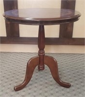Tripod Round Accent Table