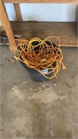 LARGE PLASTIC FLOWER POT AND EXTENSION CORD
