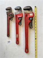 CRAFTSMAN & Other Pipe Wrench Set