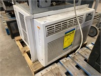 New! GE Window Air Conditioner [O]