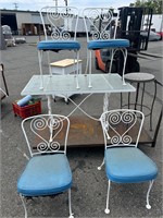 White Iron & Glass Table w/4 Heart Back Chairs