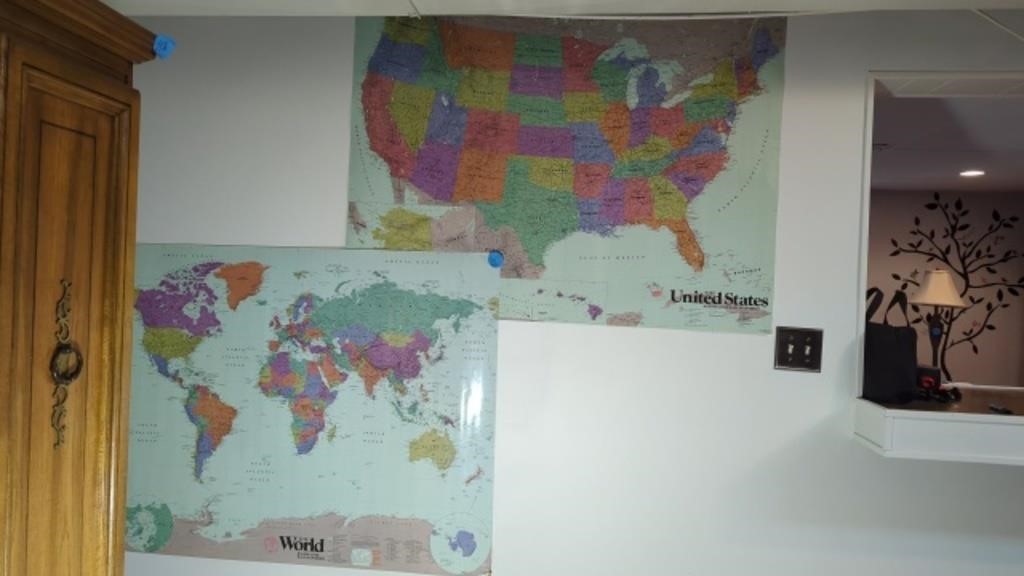 MAP OF THE UNITED STATES AND A MAP OF THE WORLD