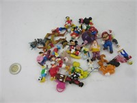 Plusieurs figurines vintages dont Disney